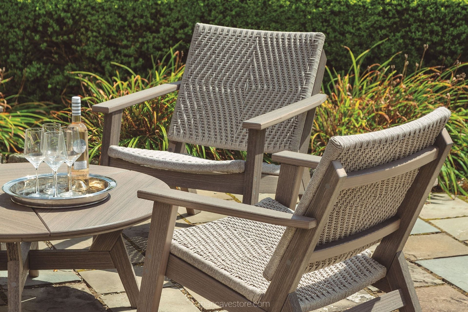 10 Creative Patio Furniture Ideas to Make Your Backyard a Destination