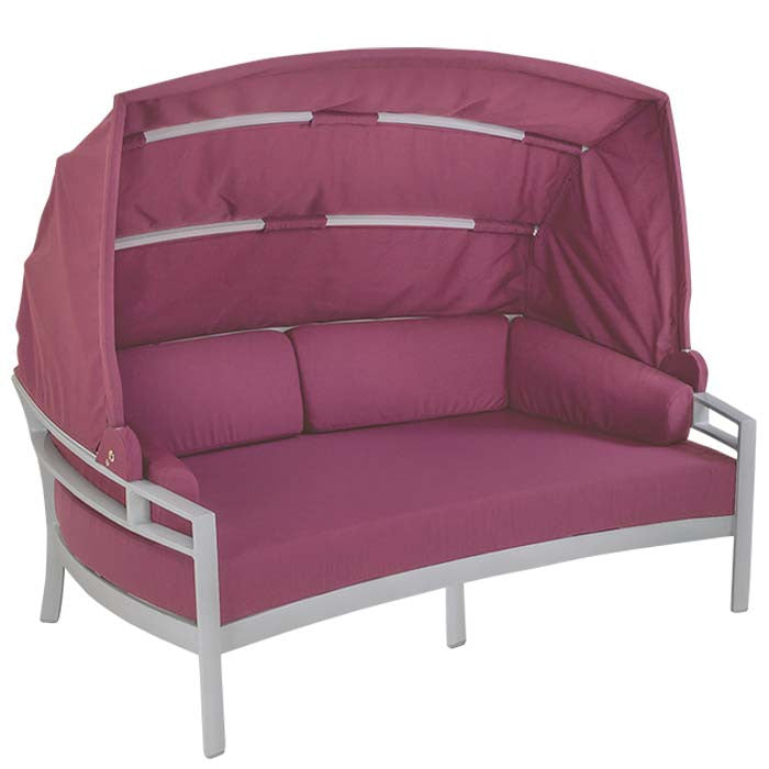 Tropitone KOR Cushion Lounge with Shade