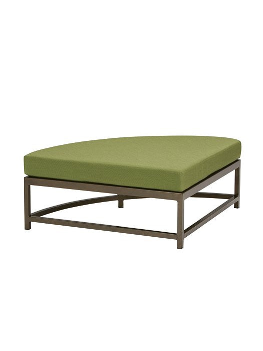 Tropitone Cabana Club Cushion Curved Ottoman (15" Seat Height)